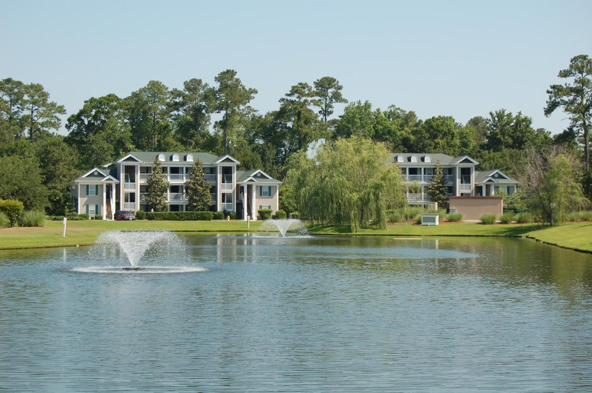 Litchfield Beach & Golf Resort Exteriör bild