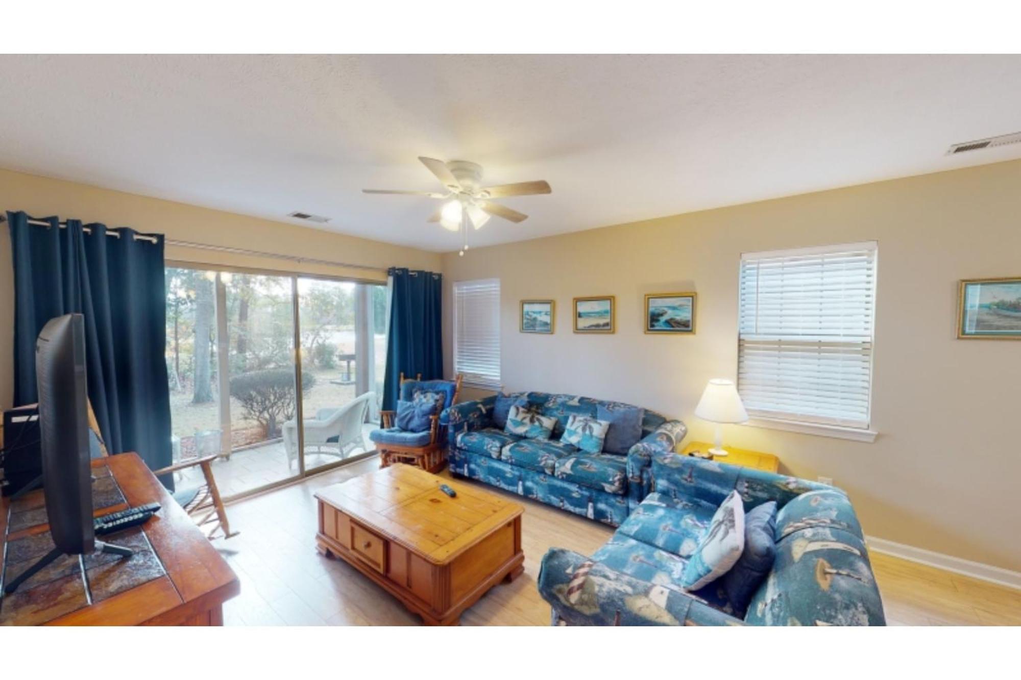 Litchfield Beach & Golf Resort Exteriör bild